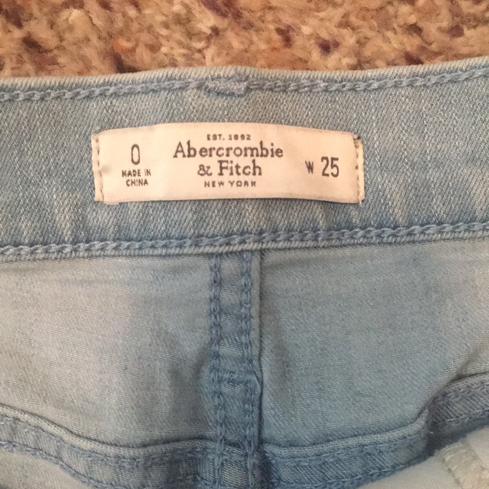 Shorts - Picture 3 of 3